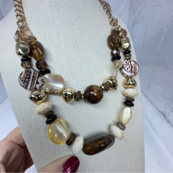 Gold Tone 2 Strands Mix Beads Necklace Glass, Mother of Pearl in Brown & White - Picture 4 of 6